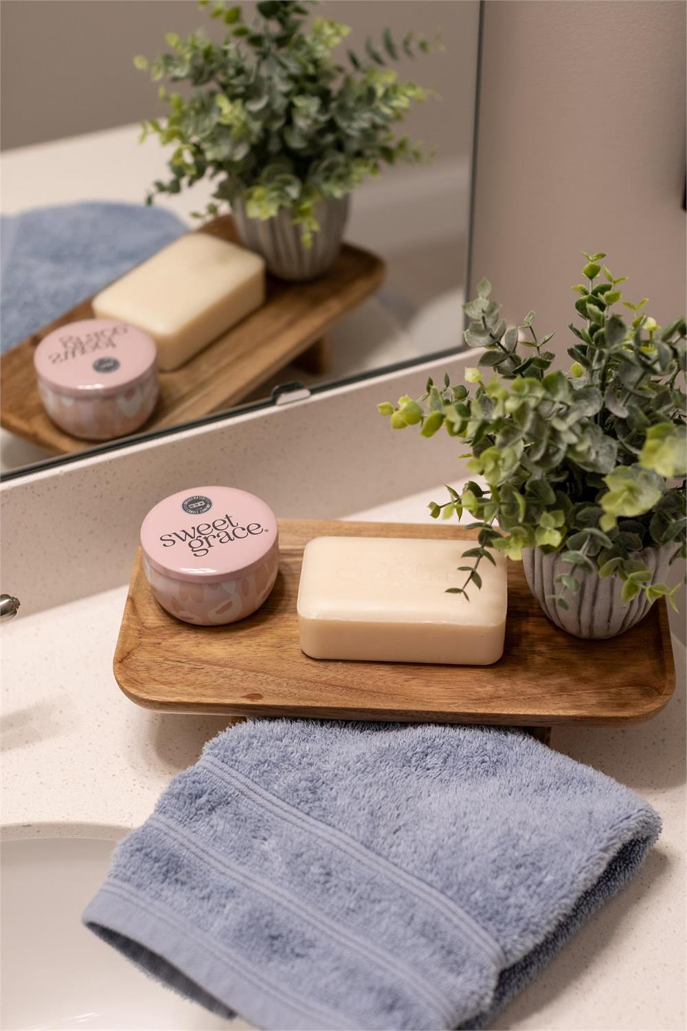 Bridgewater Sweet Grace Candle Tin